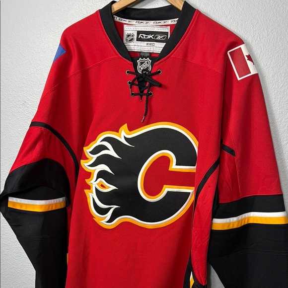 Reebok Other - Reebok Calgary Flames Hockey Jersey